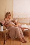 Ann Alzog - farbig - Babybauch