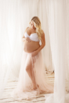 Ann Alzog - farbig - Babybauch