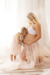 Ann Alzog - farbig - Babybauch