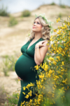 Ann Alzog - farbig - Babybauch - Outdoor